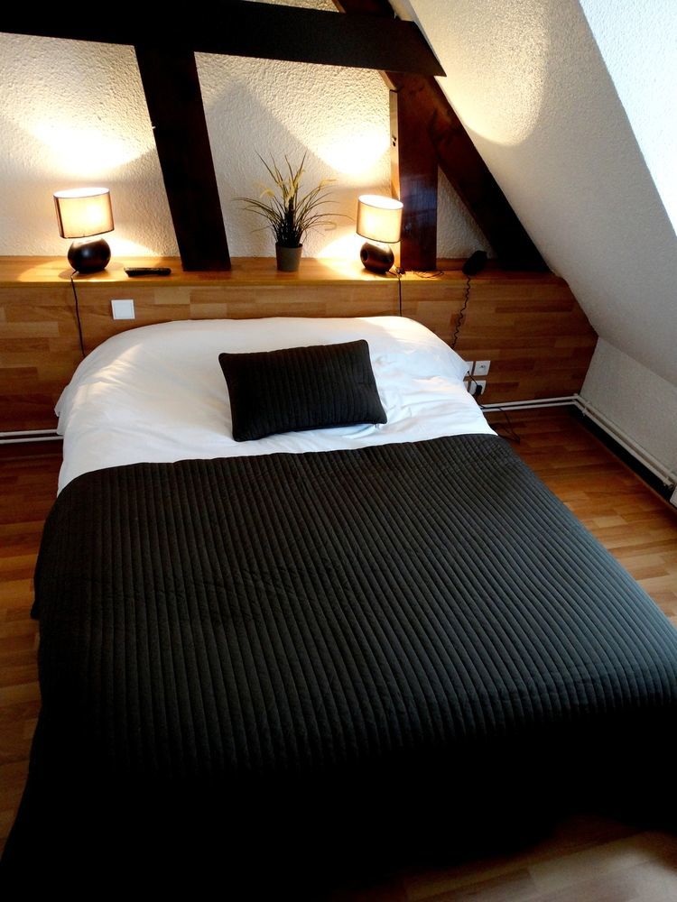 Le Relais De La Sans Fond Hotell Fénay Eksteriør bilde